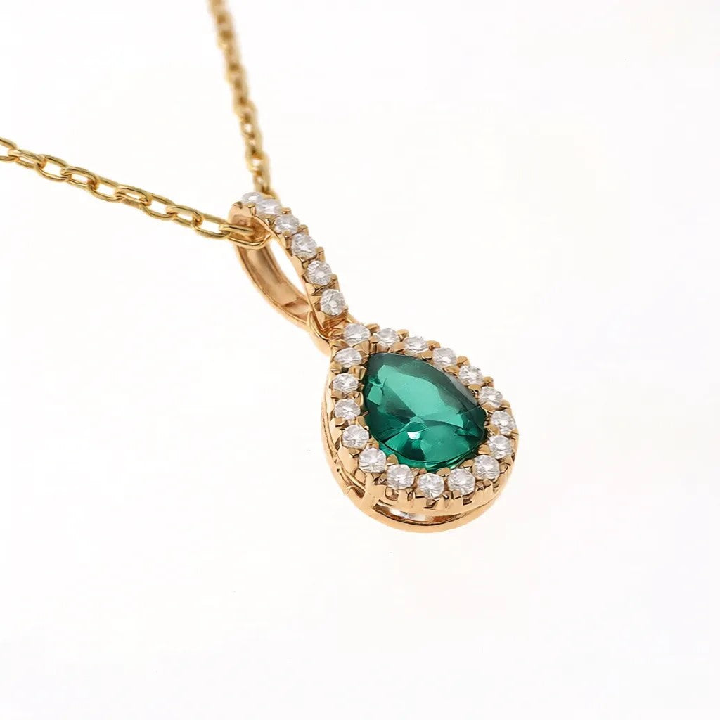 Dije de Esmeralda | Estilo Garra con Diamantes