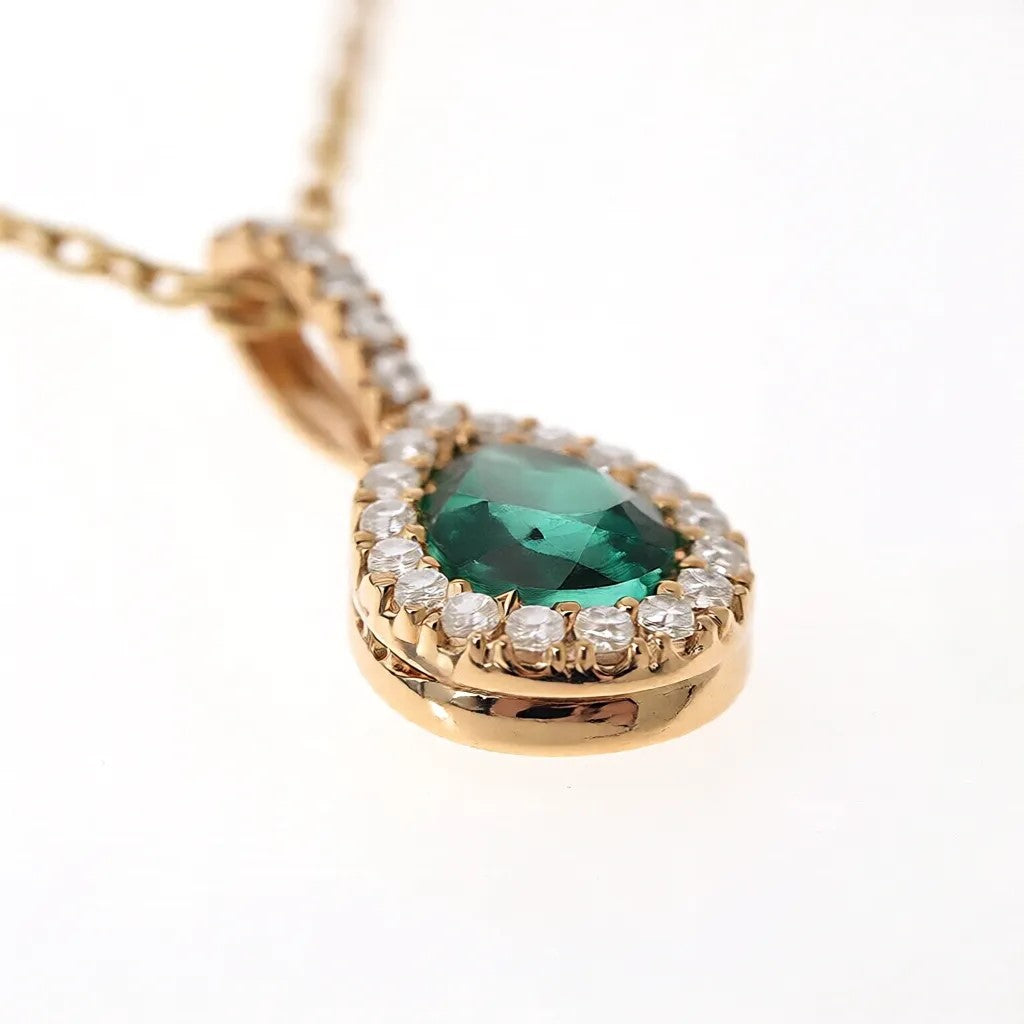 Dije de Esmeralda | Estilo Garra con Diamantes